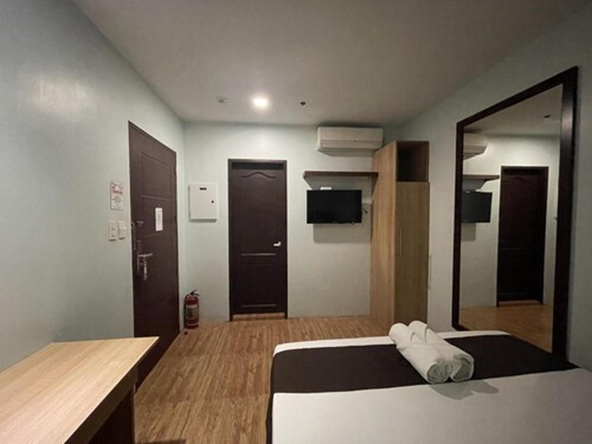Cebu Capitol Central Hotel & Suites Powered By Cocotel الغرفة الصورة